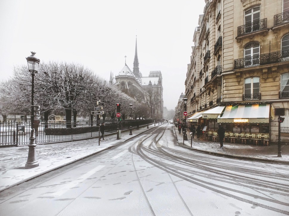 BCCFCB8B-9EA3-4CA3-A766-3E23196308FE