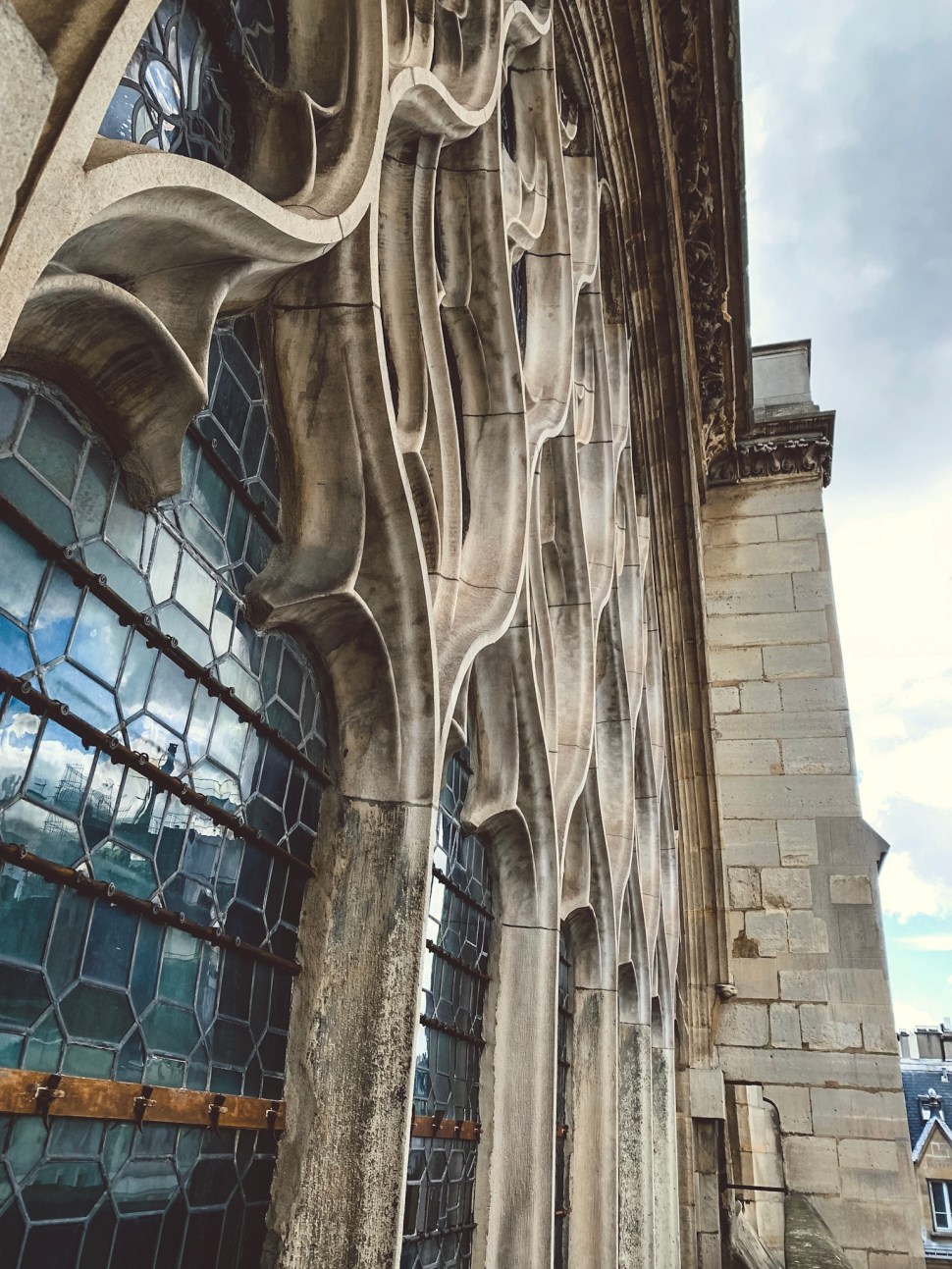 68845641-D69A-47A1-852E-AC51E7F41585