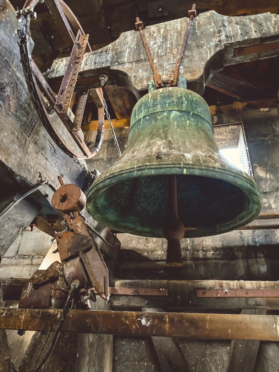 CC7B9930-0A24-4822-85F4-01A5C0875C28